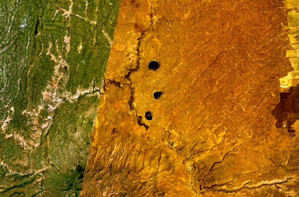 Three lake-filled maars occupy the center of this NASA Landsat composite image (with N to the top). Active hot springs and fumaroles are located in this area. NASA Landsat 7 image (worldwind.arc.nasa.gov)