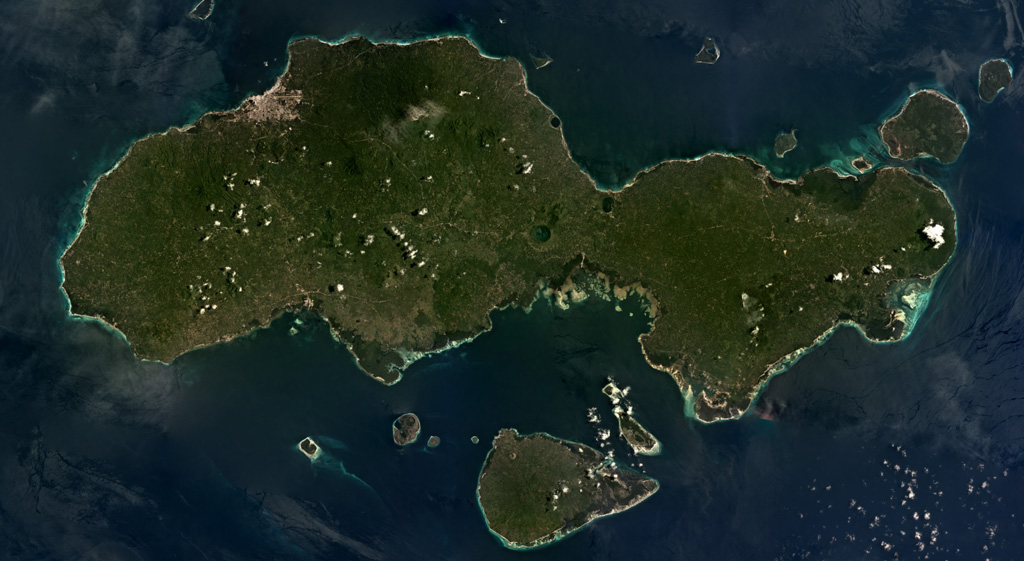 The 61-km-long Jolo island contains numerous cones and craters, some of which are visible in this August 2019 Planet Labs satellite image monthly mosaic (N is at the top). The 1.3-km-diameter lake-filled crater visible in the center of the island is Mount Panamao. Satellite image courtesy of Planet Labs Inc., 2019 (https://www.planet.com/).