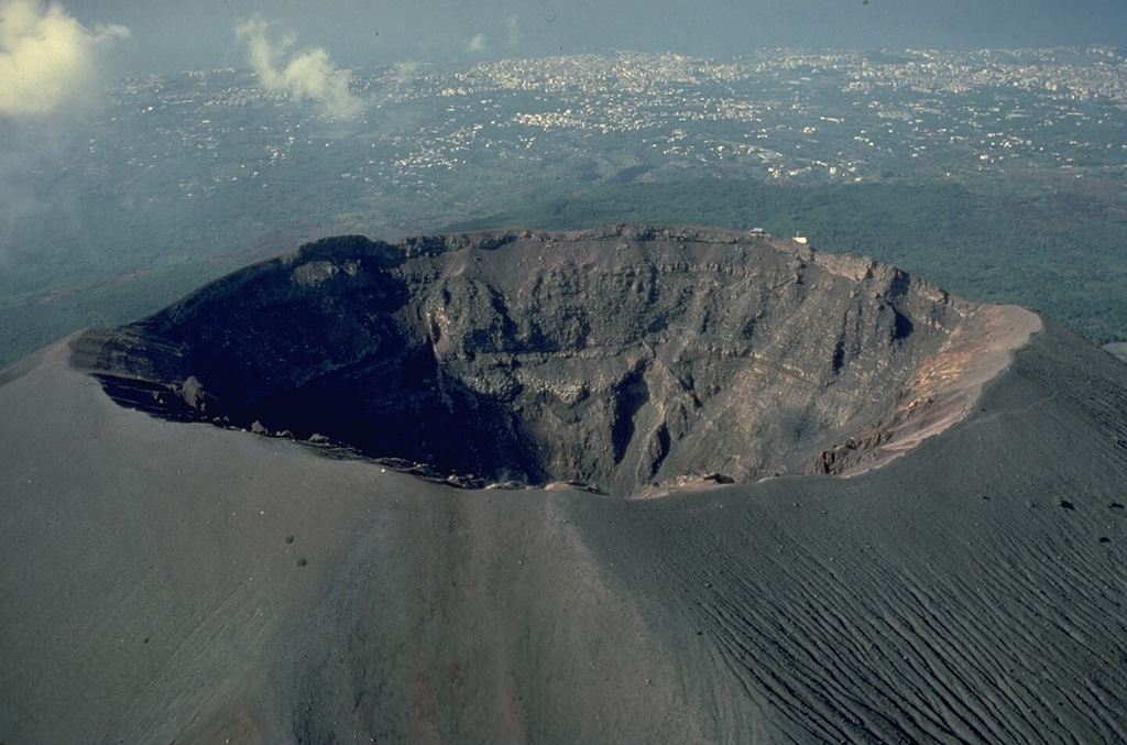 Volcano photo slideshow