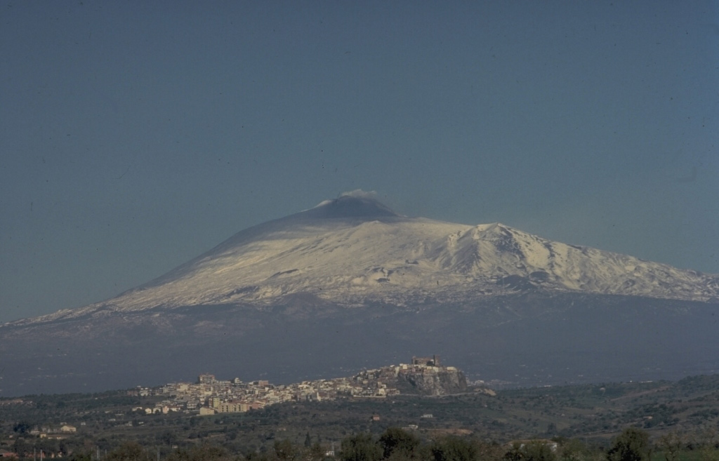 Volcano photo slideshow