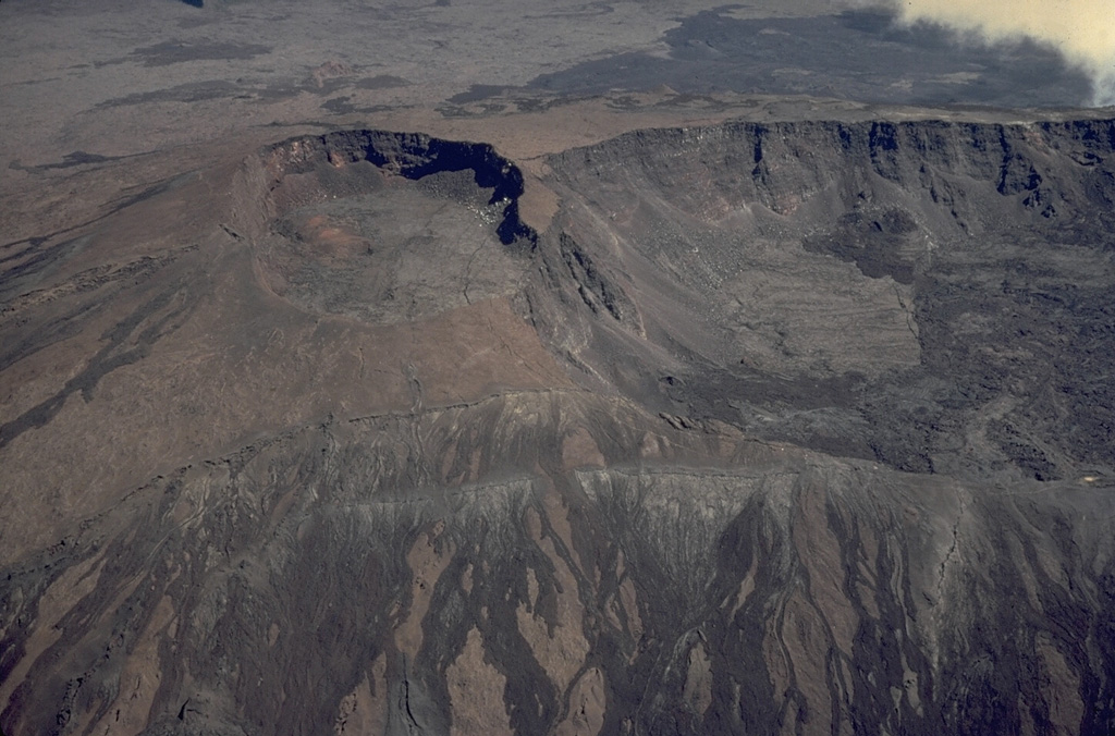 Global Volcanism Program | France Volcanoes