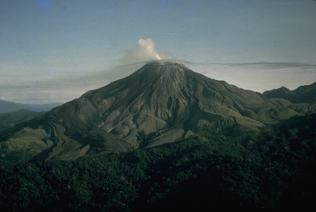 Volcano photo slideshow