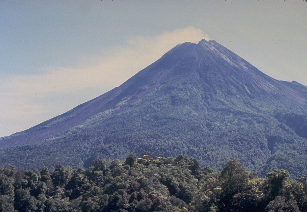 Volcano photo slideshow