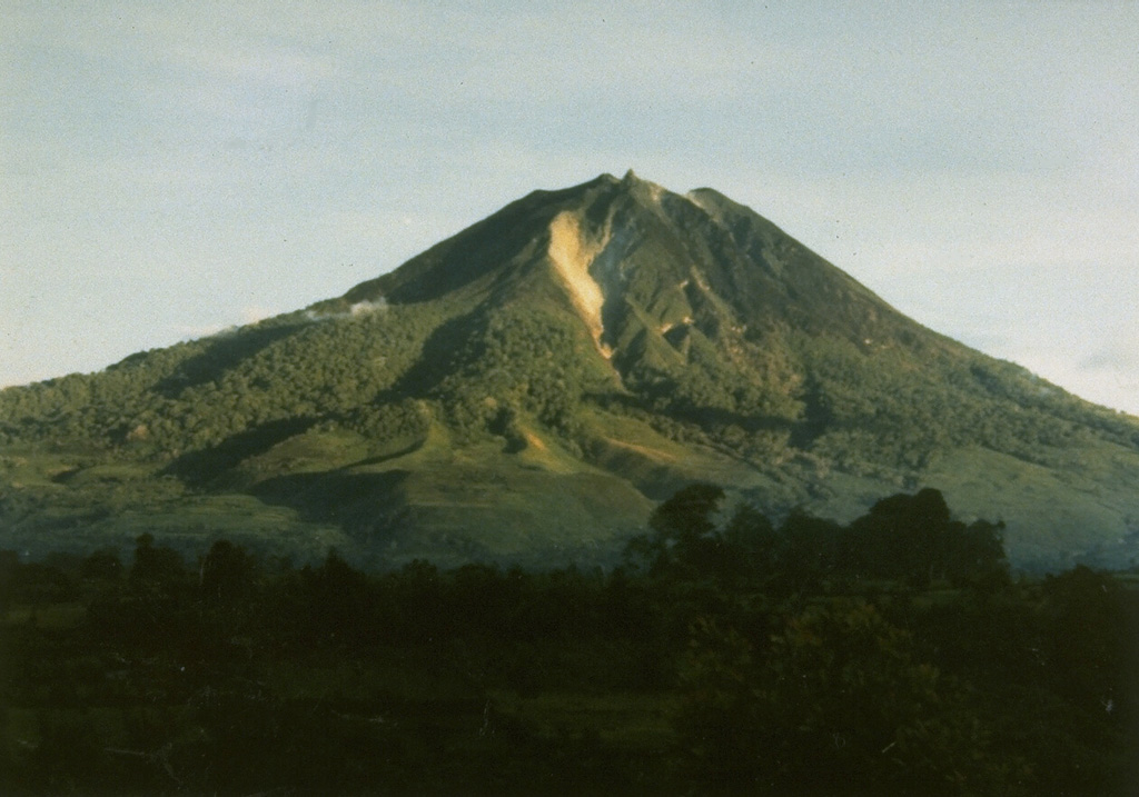 Volcano photo slideshow