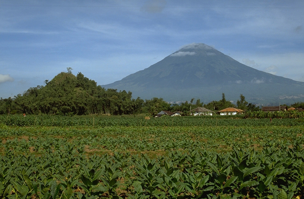 Volcano photo slideshow