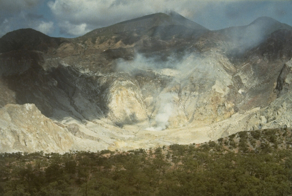 Volcano photo slideshow