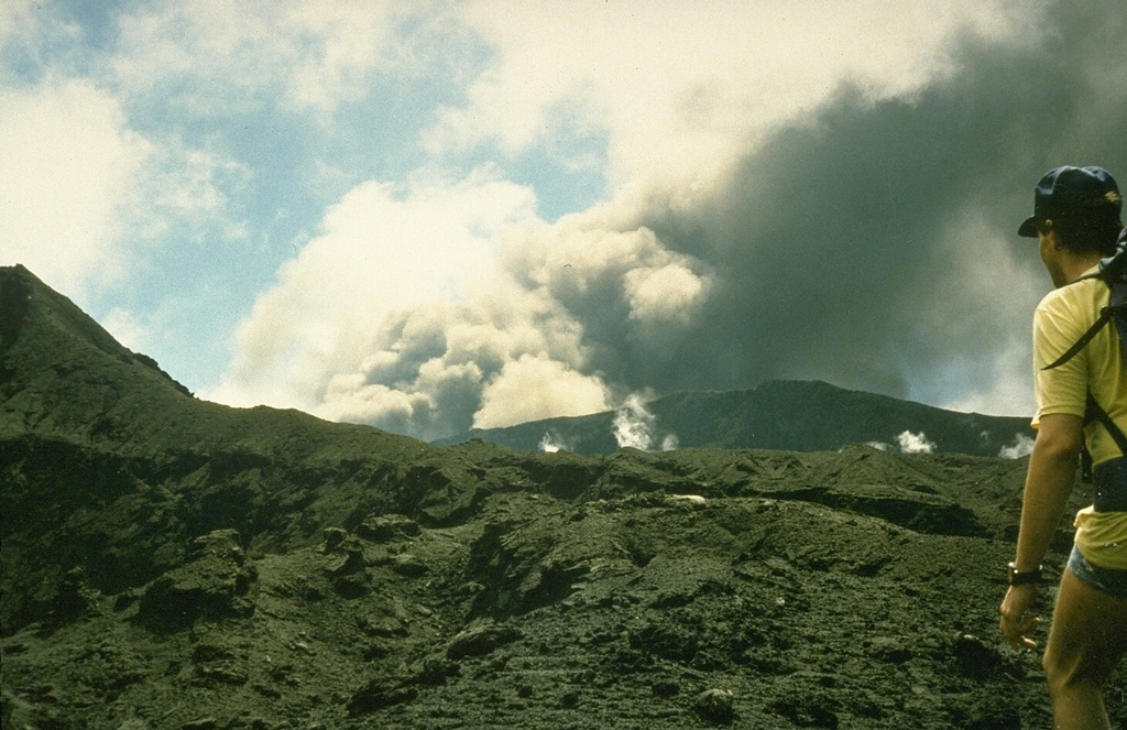 Volcano photo slideshow