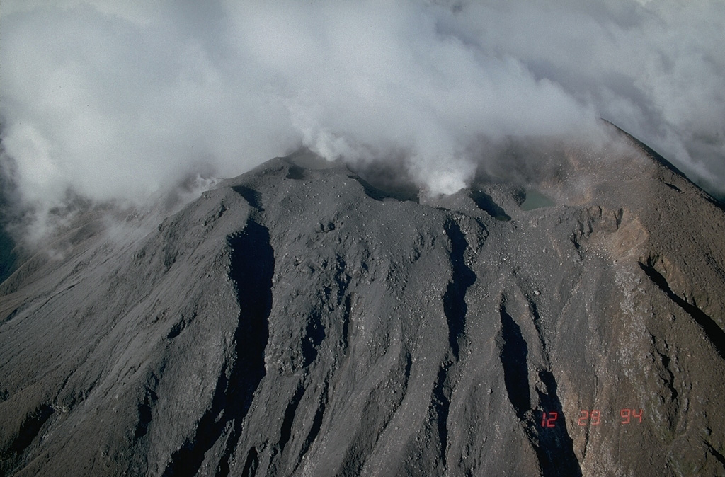 Volcano photo slideshow