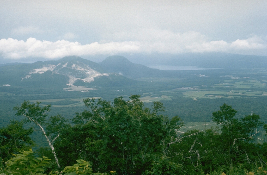 Volcano photo slideshow