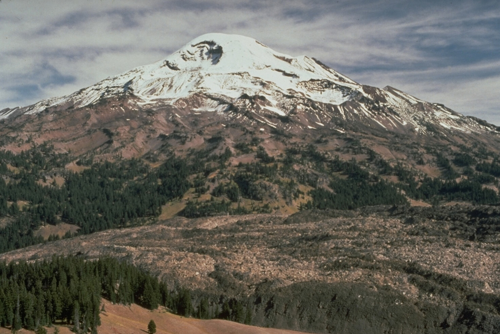 Volcano photo slideshow