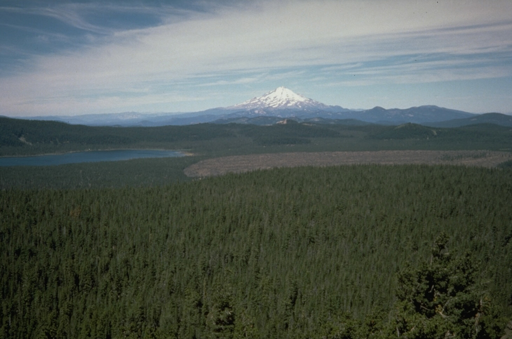 Volcano photo slideshow