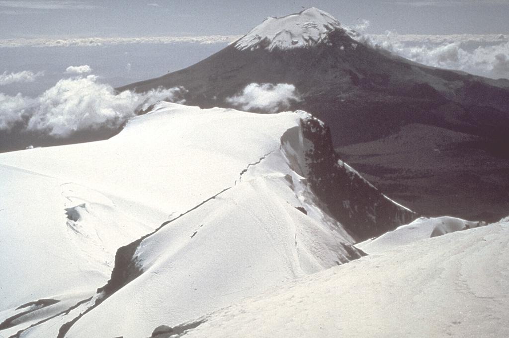 Volcano photo slideshow