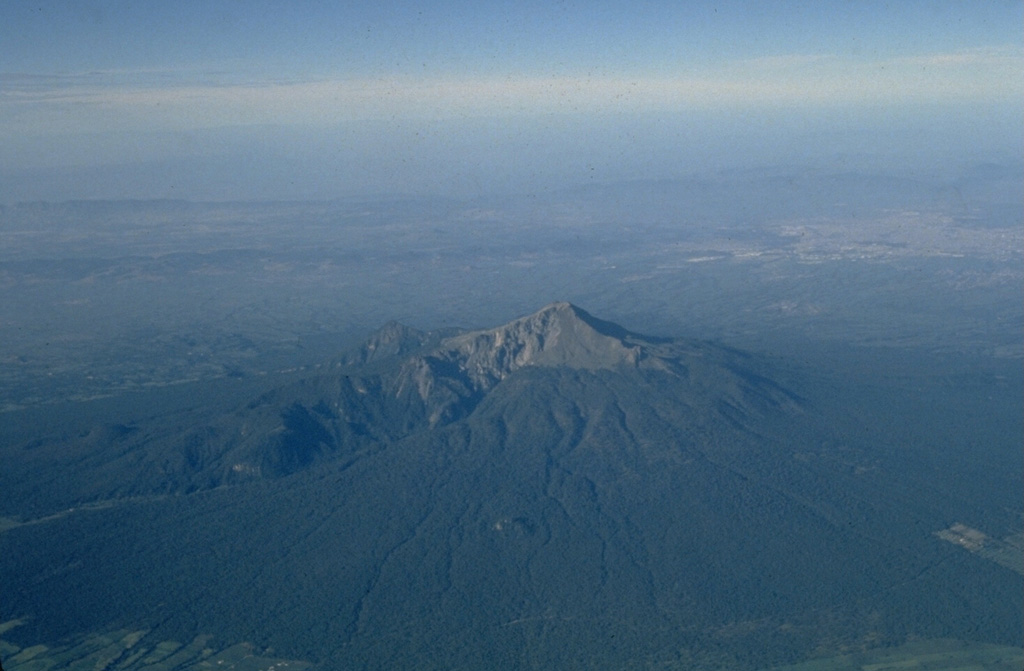 Volcano photo slideshow