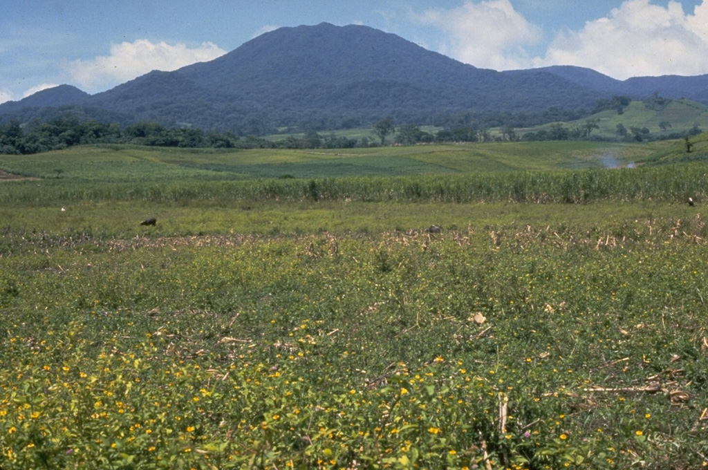 Volcano photo slideshow