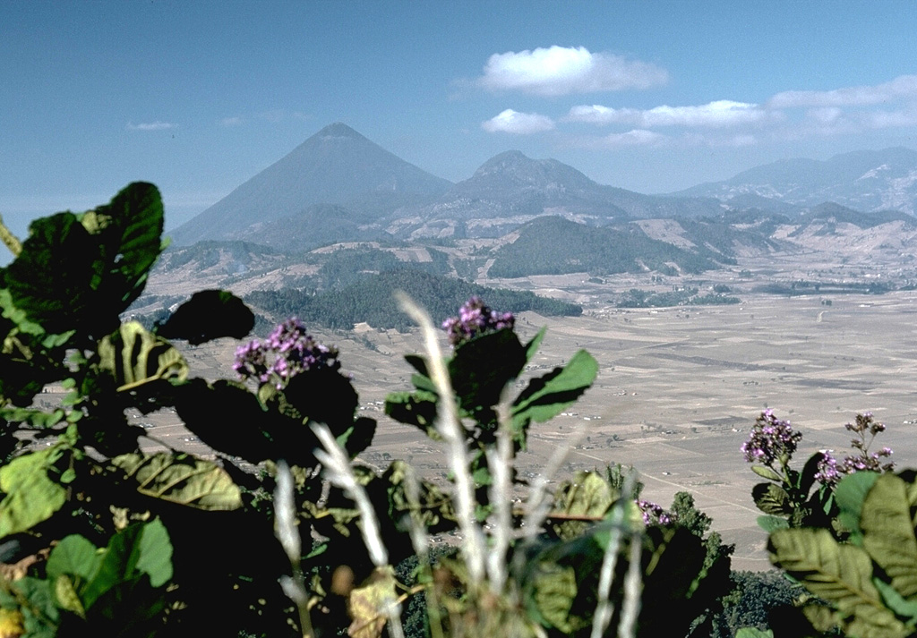 Volcano photo slideshow