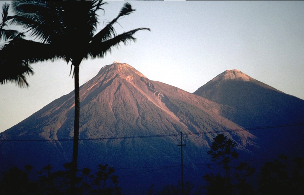 Volcano photo slideshow