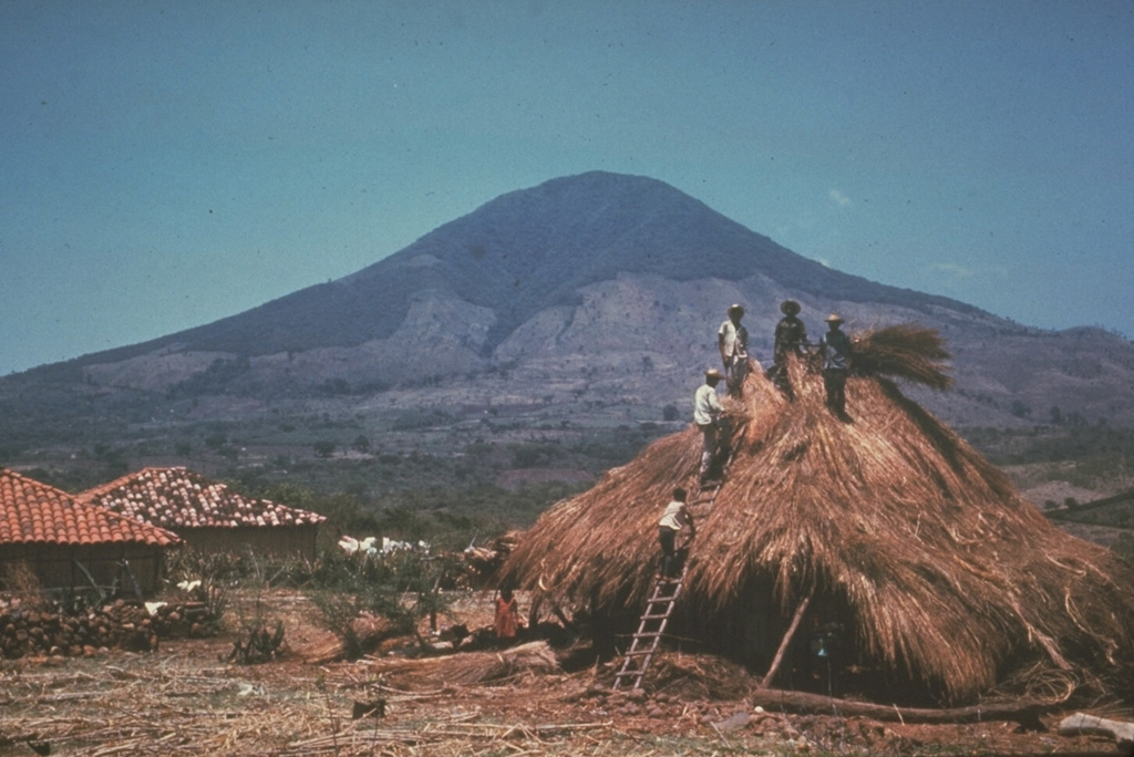 Volcano photo slideshow