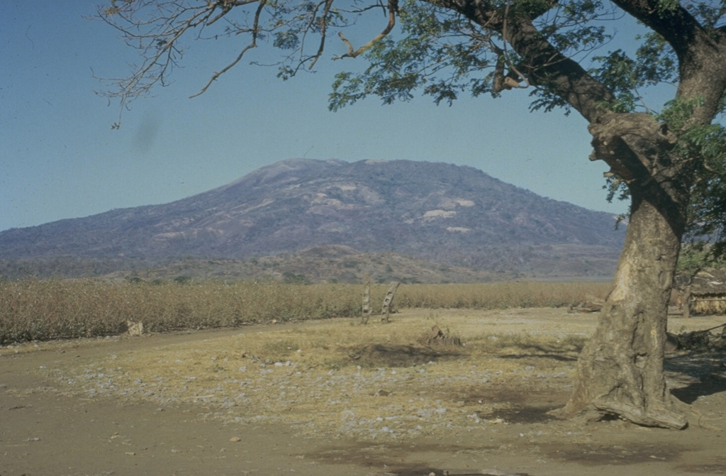 Las Pilas stratovolcano, seen here from the S, is the most prominent feature of Nicaragua's Las Pilas volcanic complex. Las Pilas rises to 900 m above its base in the Nicaraguan depression. Its broad summit contains a 700-m-wide crater and a N-S fissure that formed during an eruption in 1952.  Photo by Bill Rose, 1967 (Michigan Technological University).