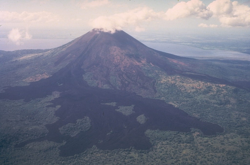 Volcano photo slideshow