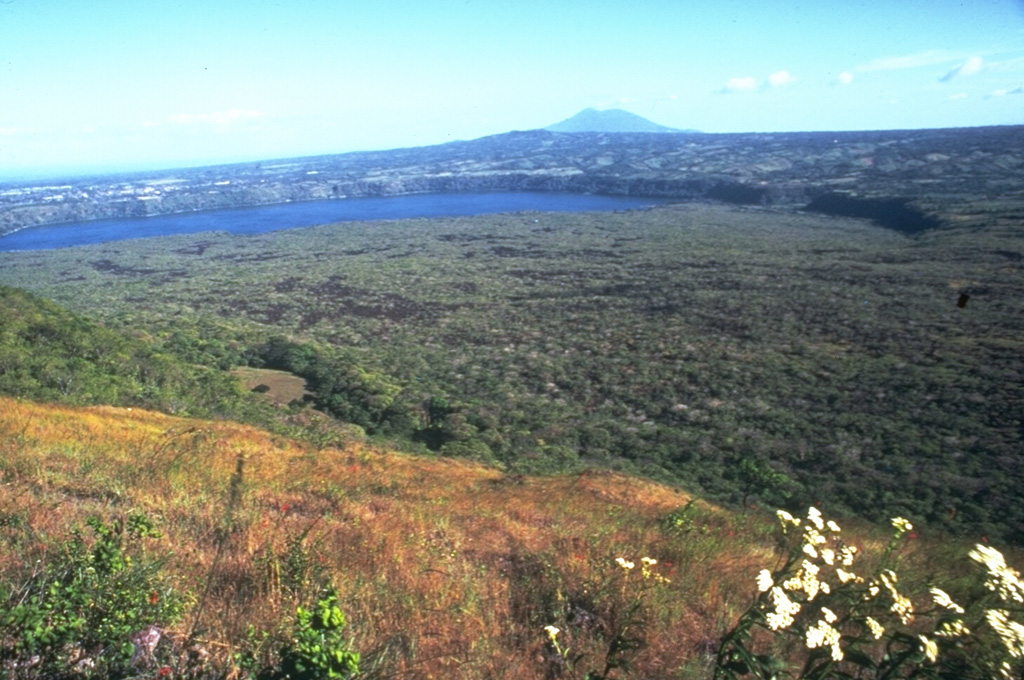 Volcano photo slideshow