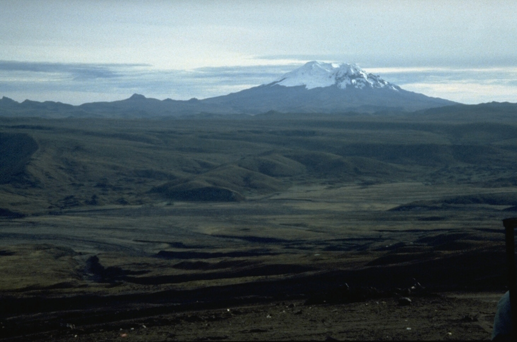 Volcano photo slideshow