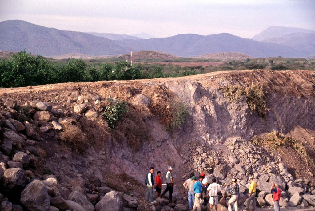 Volcano photo slideshow