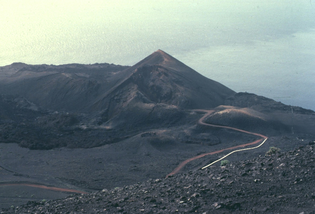 Volcano photo slideshow