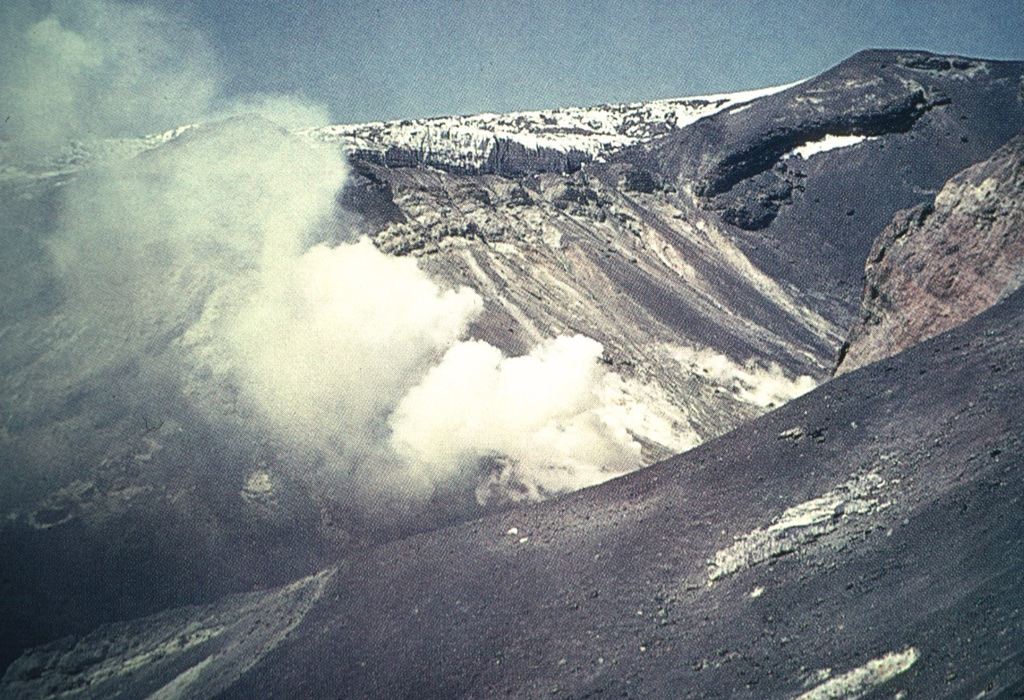Persistent fumarolic activity occurs in the summit crater of Tinguiririca volcano. Photo by Wolfgang Foerster, courtesy of Oscar González-Ferrán (University of Chile).