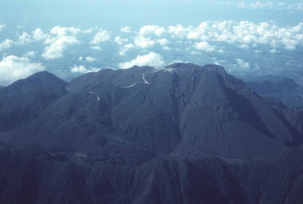 Volcano photo slideshow