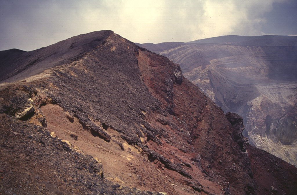 Volcano photo slideshow