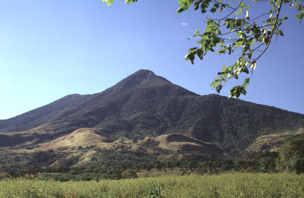 Volcano photo slideshow