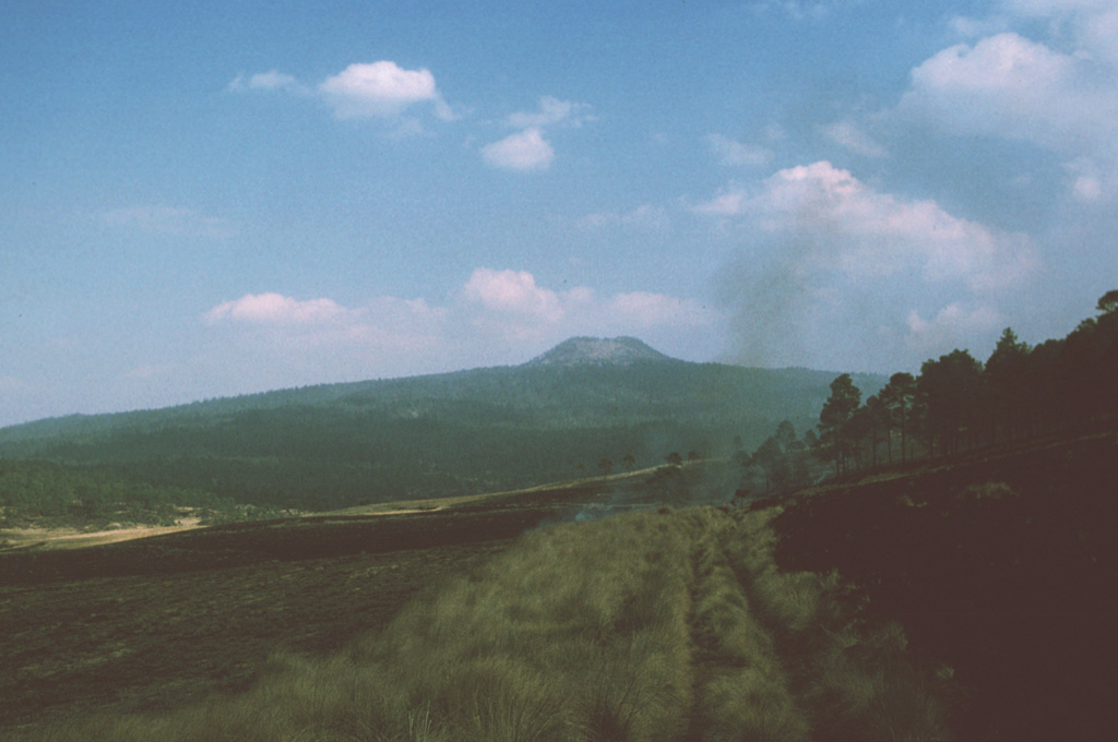 Volcano photo slideshow