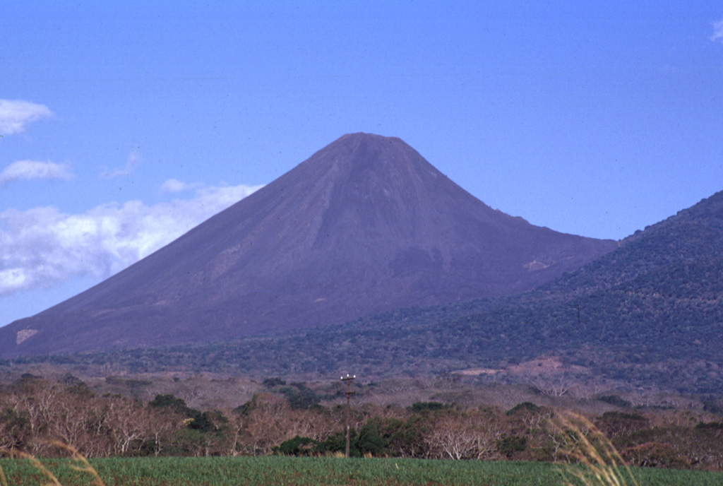 Volcano photo slideshow