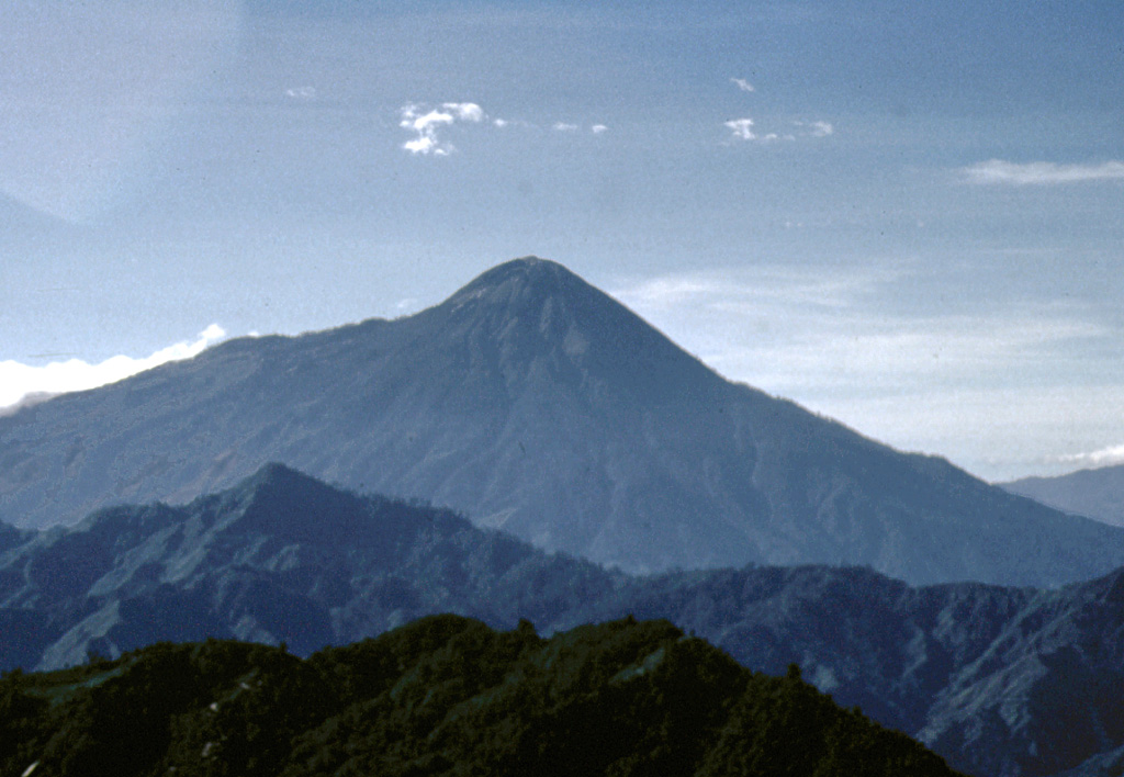 Volcano photo slideshow