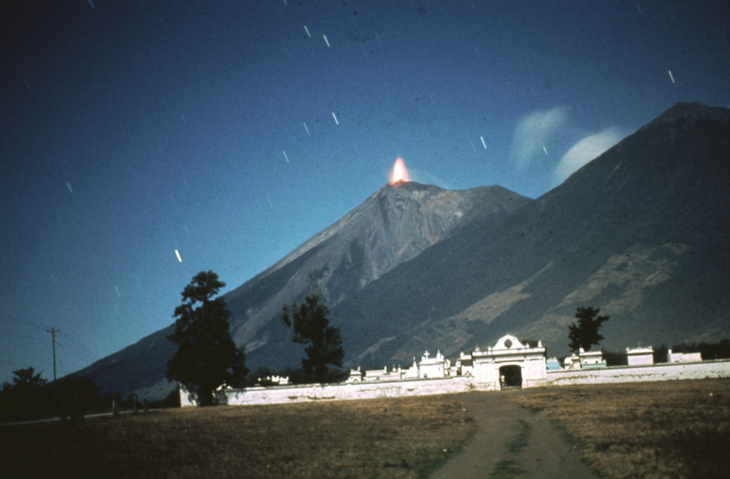 Volcano photo slideshow