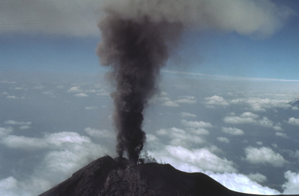 Volcano photo slideshow