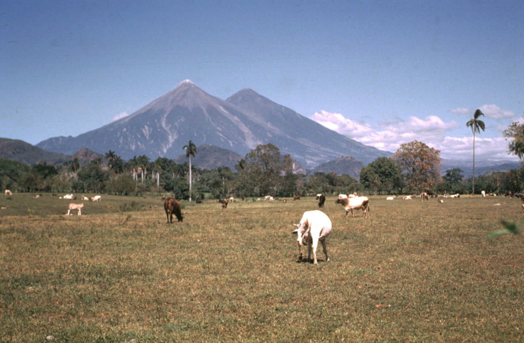 Volcano photo slideshow