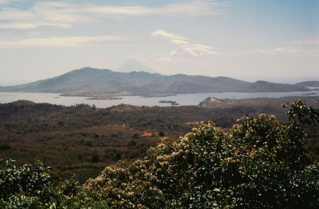 Volcano photo slideshow