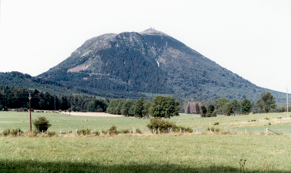 Volcano photo slideshow