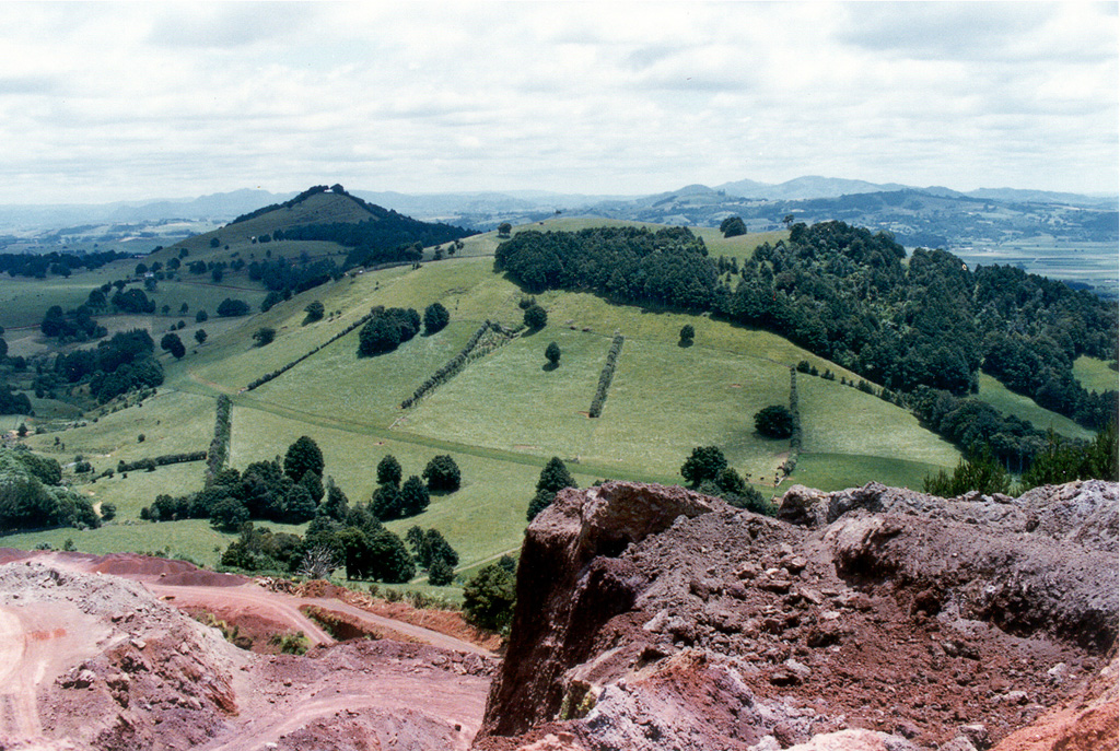 Volcano photo slideshow