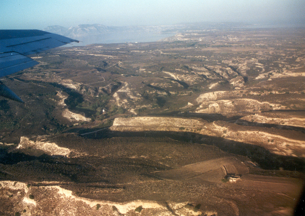 Volcano photo slideshow