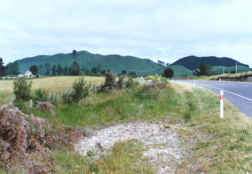 Ngangiho lava dome is one of at least 70 post-caldera lava domes erupted within the Maroa caldera, which formed sometime after about 230,000 years ago N of the Taupo caldera. The youngest of the post-caldera lava domes is Puketarata, which grew within a rhyolitic tuff ring about 14,000 years ago. The domes were erupted along a general SW-NE trend, parallel to the structural trend of the Taupo Volcanic Zone. No Holocene eruptions have occurred, but vigorous thermal activity continues. Photo by Ichio Moriya (Kanazawa University).