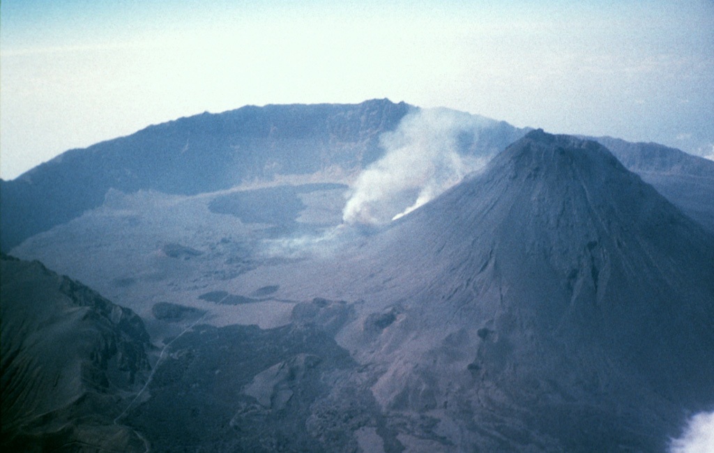 Location of Fogo volcano, identified as Agua de Pau volcano (Moore