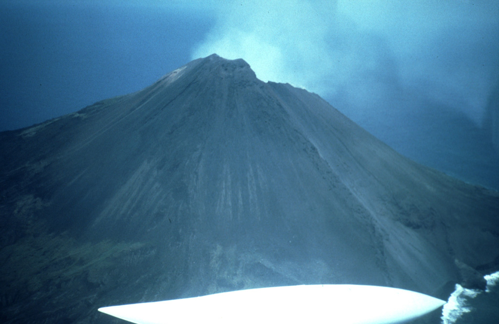 Volcano photo slideshow