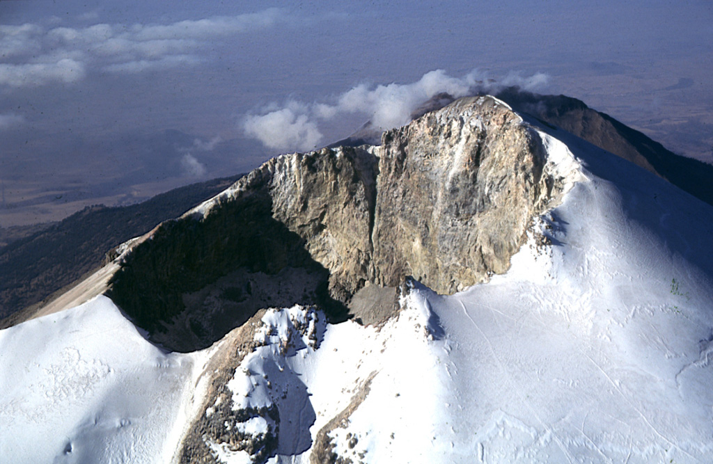 Volcano photo slideshow