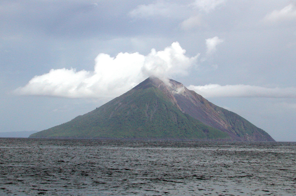 Global Volcanism Program Tinakula