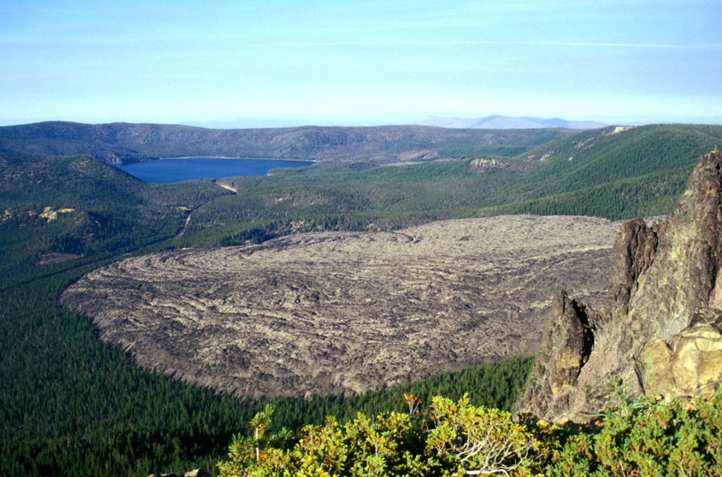 Volcano photo slideshow