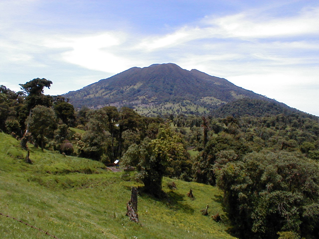 Volcano photo slideshow