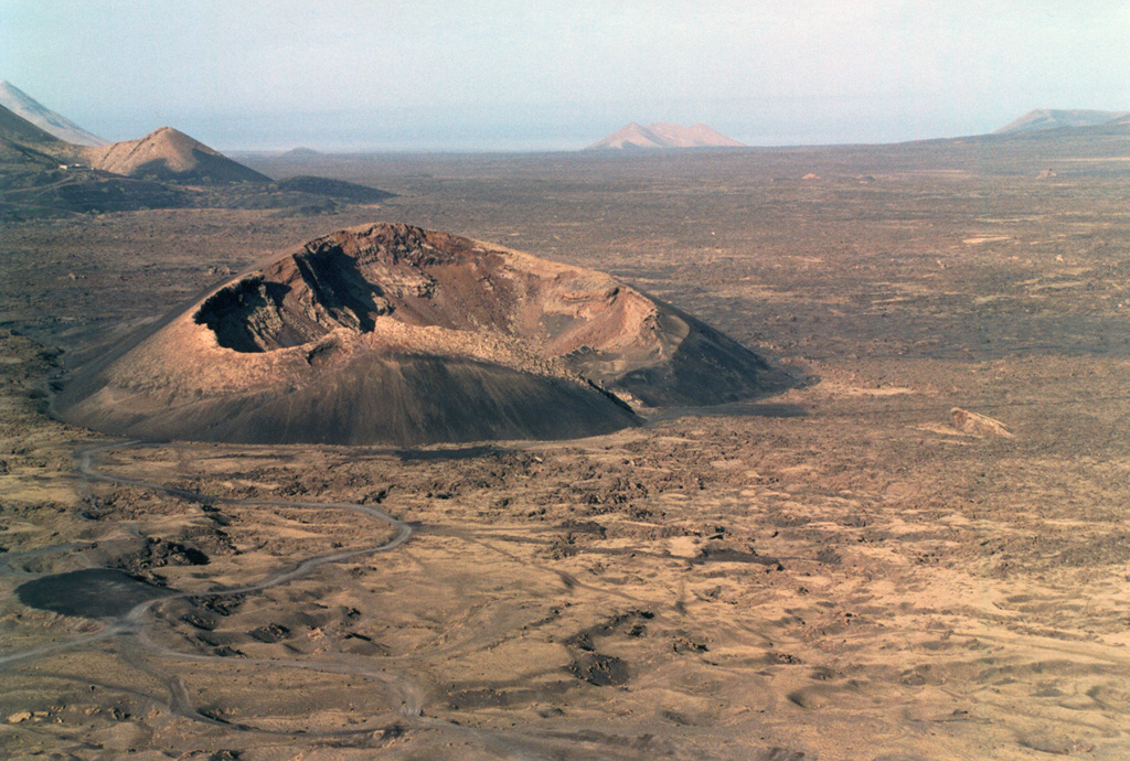 Volcano photo slideshow