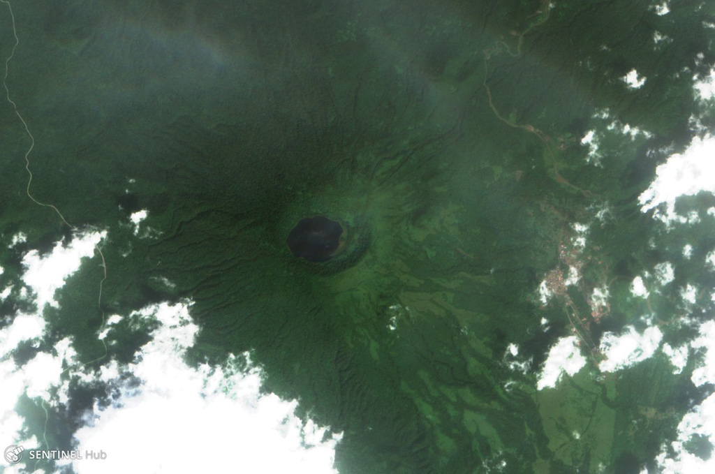 Lago Biao fills the San Joaquin (also called Pico Biao) caldera, seen in this 26 December 2017 Sentinel-2 satellite image (N at the top). The caldera is approximately 1.5 km wide and is covered in dense forest. It is W of San Carlos, in the SE of Bioko Island in Equatorial Guinea. Satellite image courtesy of Copernicus Sentinel Data, 2017.